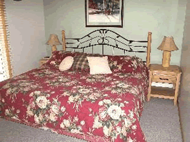 lodging christiana bedroom